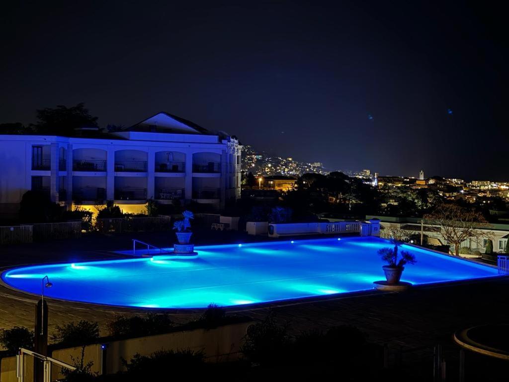 Un Studio De Charme Vue Mer & Piscine D'Exception Канны Экстерьер фото