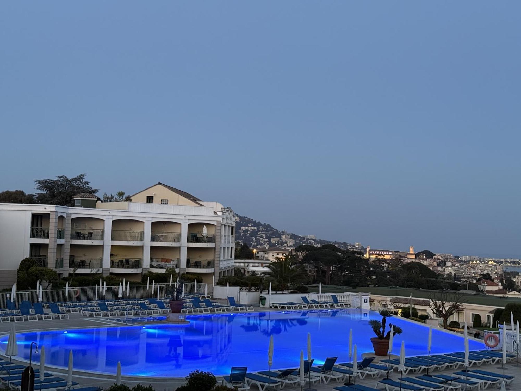 Un Studio De Charme Vue Mer & Piscine D'Exception Канны Экстерьер фото